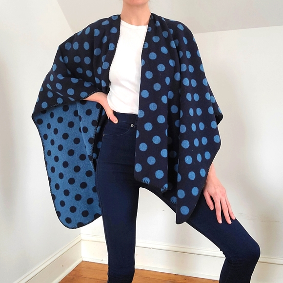 VINTAGE - Polka dot poncho - Picture 4 of 16